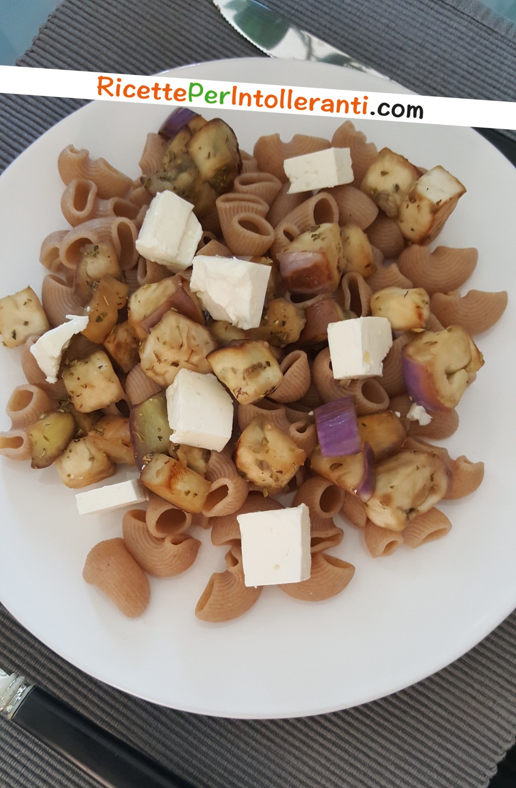 PIPE CON MELANZANE E&nbsp;FETA